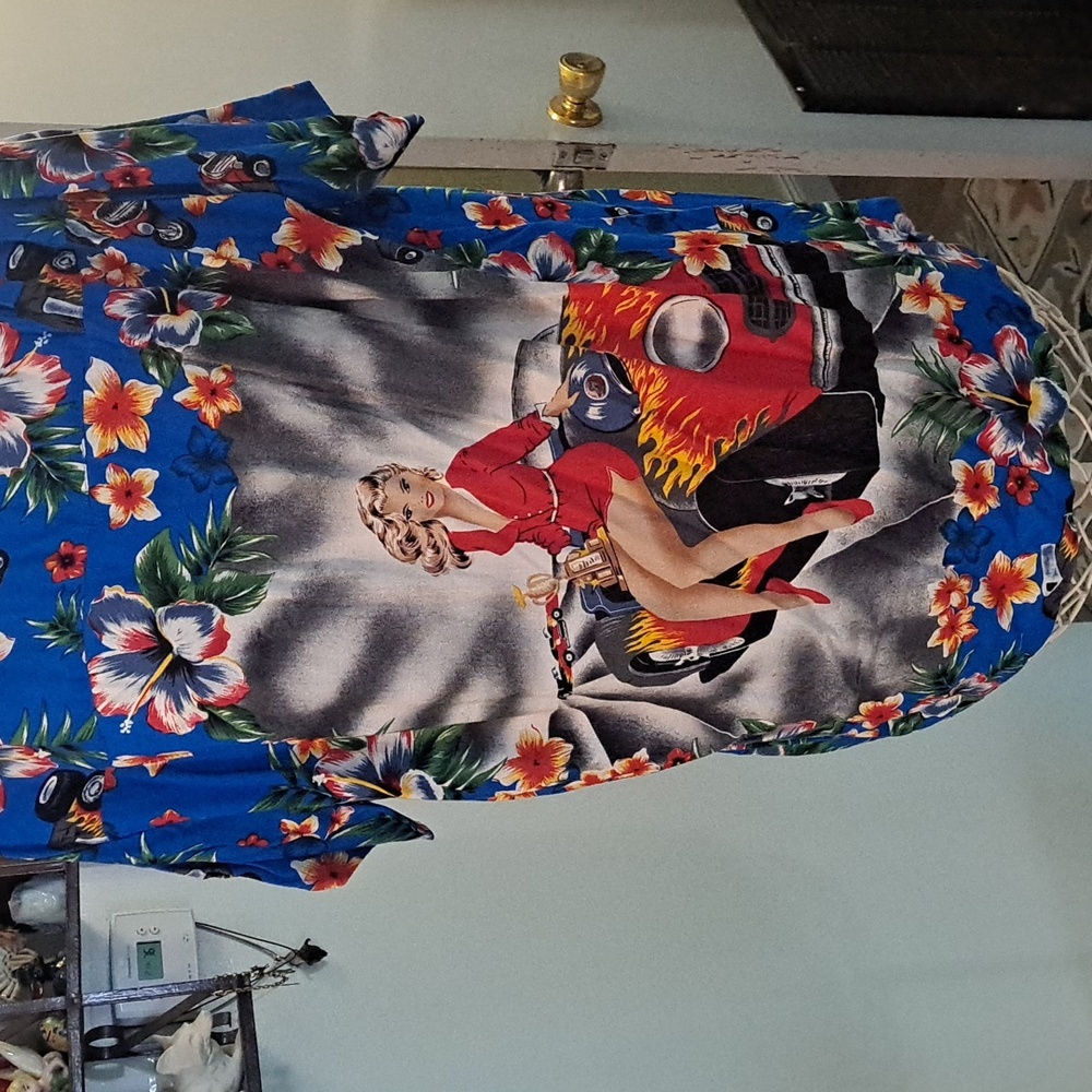 Kennington Ltd Hawaiian Shirt With Hot Rods & Pin Up, Sz L